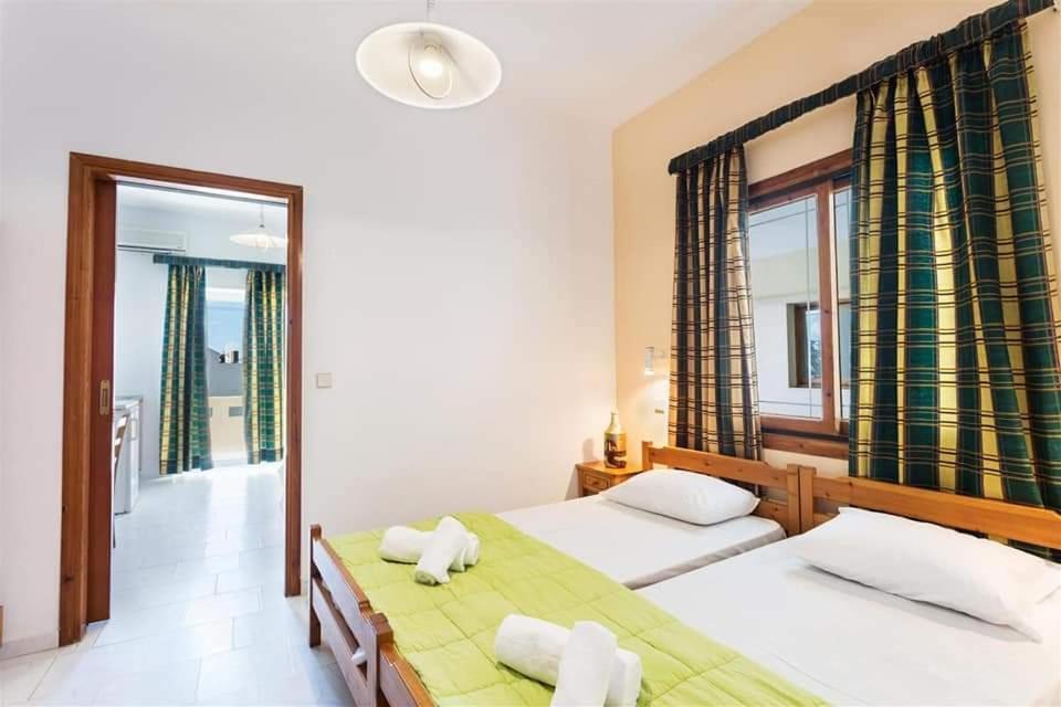 Michalis Litinas Apartments Ajía Marína Kültér fotó